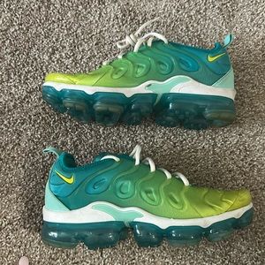 Women’s Nike Air Vapormax Plus